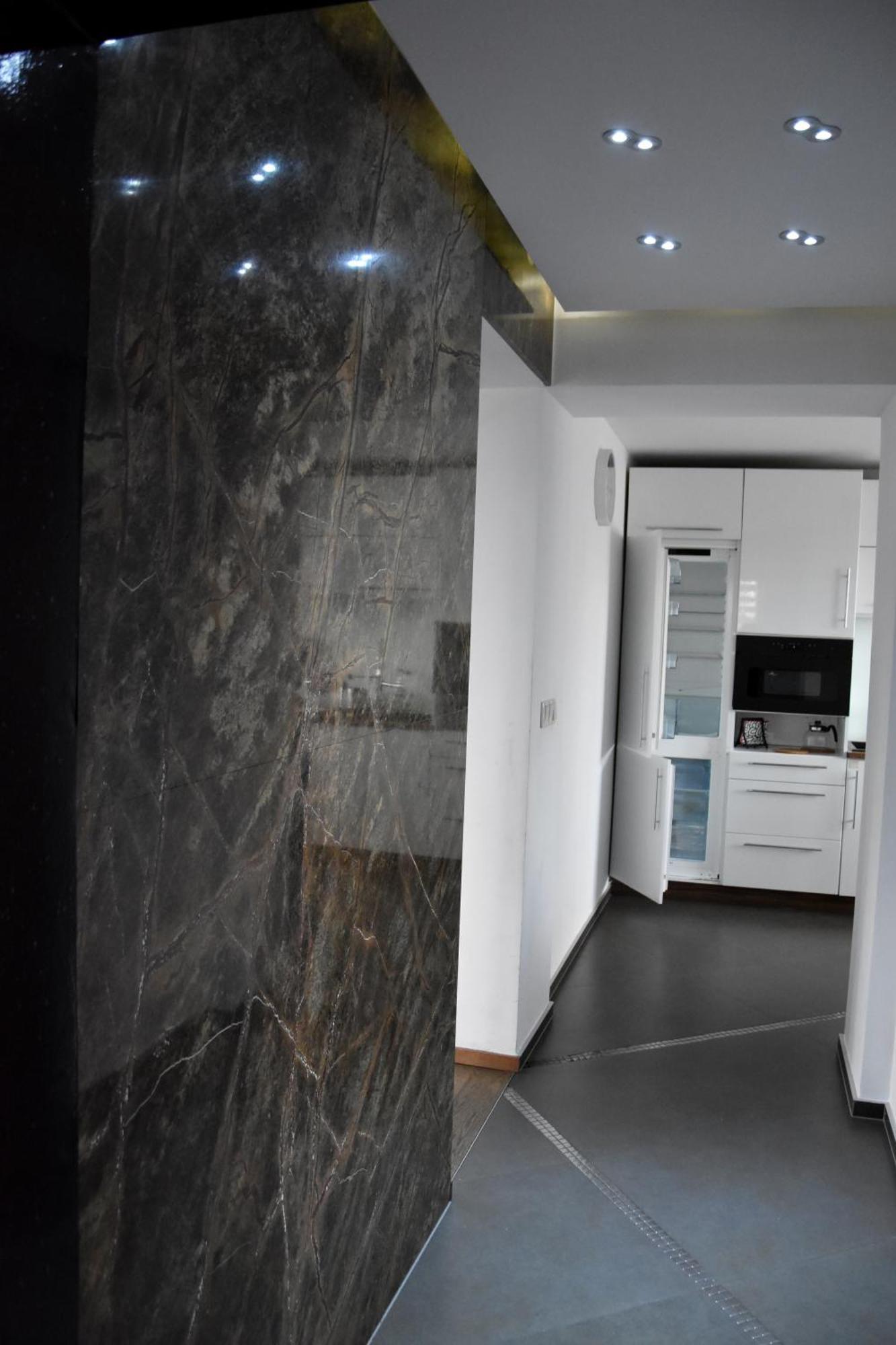 Apartament Night Premium Krasków Eksteriør bilde