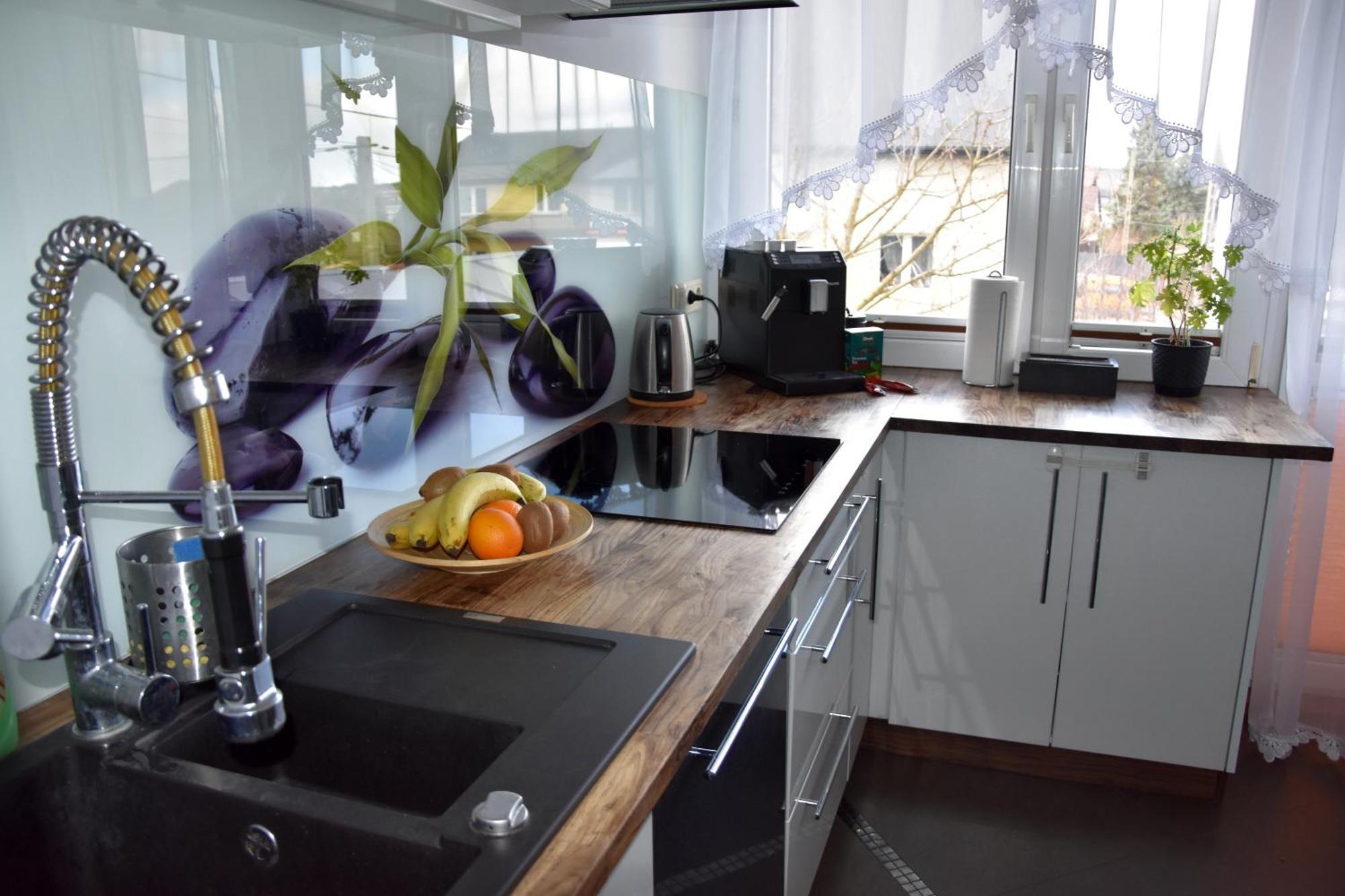Apartament Night Premium Krasków Eksteriør bilde